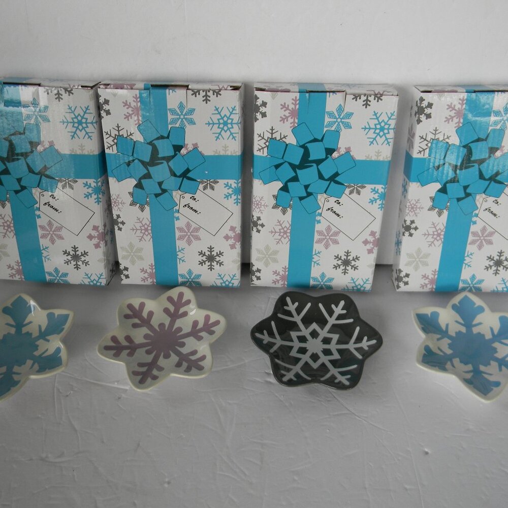 NEW Temp-tations Seasonal Set of (4) Figural Spoon Rests w/ Boxes GIFT SNOWFLAKE